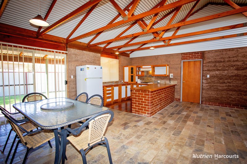 Photo - 11 Maxwell Way, Hopetoun WA 6348 - Image 8