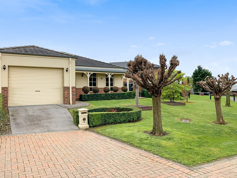 11 Maybury Court, Berwick VIC 3806