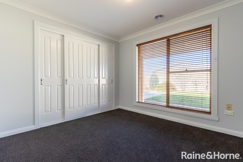 Photo - 11 Mcbrien Drive, Kelso NSW 2795 - Image 11