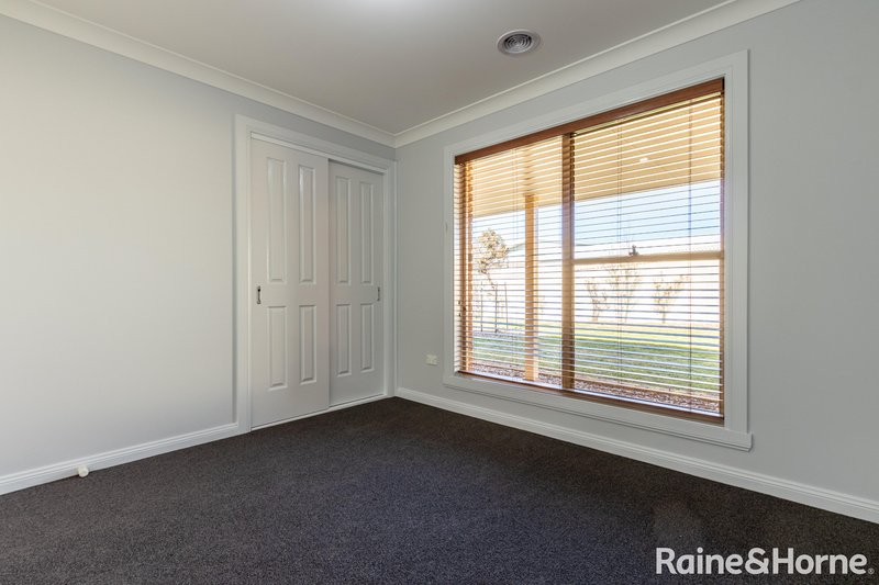 Photo - 11 Mcbrien Drive, Kelso NSW 2795 - Image 13