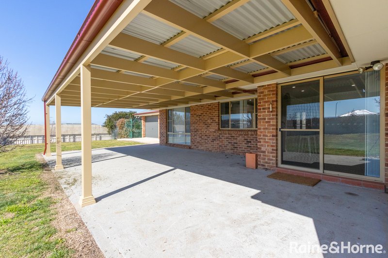 Photo - 11 Mcbrien Drive, Kelso NSW 2795 - Image 18