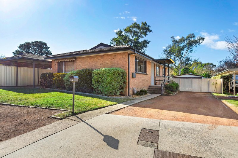 11 Mccarthy Place, Charnwood ACT 2615