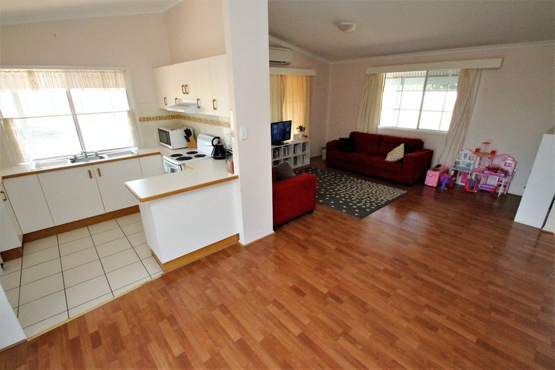 Photo - 11 Mccarthy Place, Quirindi NSW 2343 - Image 8