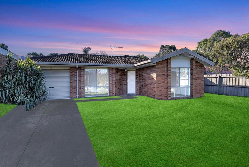 Photo - 11 Mcconnel Crescent, Roxburgh Park VIC 3064 - Image 1