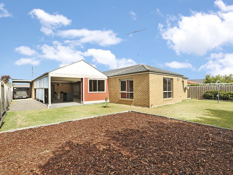 Photo - 11 Mccubbin Court, Corio VIC 3214 - Image 16