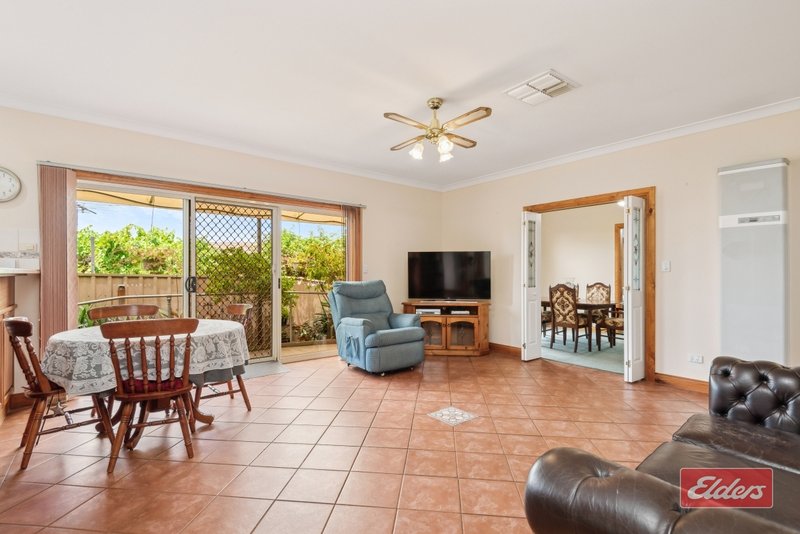 Photo - 11 Mckinlay Avenue, Gawler East SA 5118 - Image 3