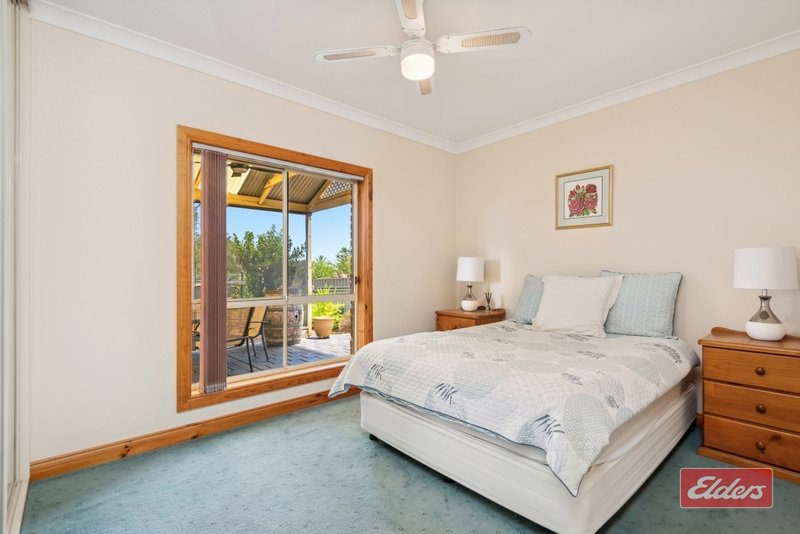 Photo - 11 Mckinlay Avenue, Gawler East SA 5118 - Image 13