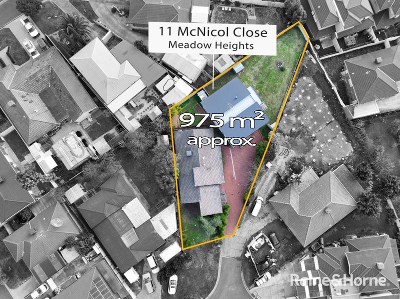 Photo - 11 Mcnicol Close, Meadow Heights VIC 3048 - Image 5