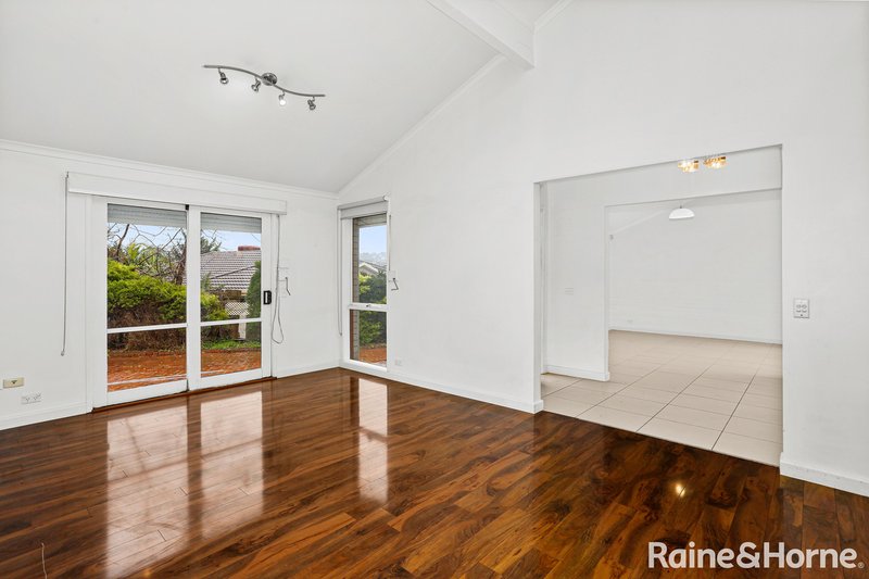 Photo - 11 Mcnicol Close, Meadow Heights VIC 3048 - Image 13