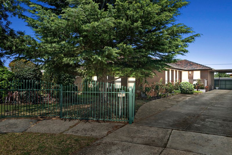 11 Mcphee Court, Thomastown VIC 3074