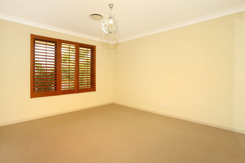 Photo - 11 Meadow Court, Maudsland QLD 4210 - Image 17