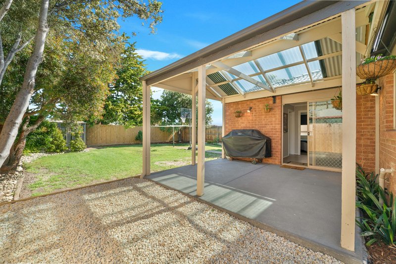 Photo - 11 Mekong Close, Werribee VIC 3030 - Image 2