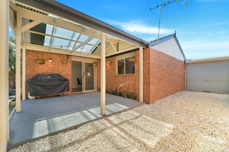 Photo - 11 Mekong Close, Werribee VIC 3030 - Image 3