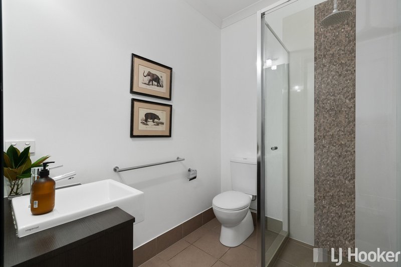 Photo - 11 Melrose Court, Redland Bay QLD 4165 - Image 25