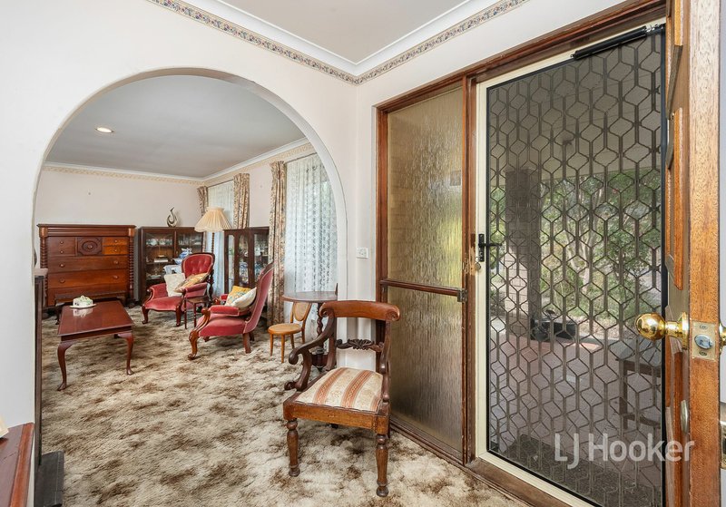 Photo - 11 Memorial Drive, Mount Barker SA 5251 - Image 2