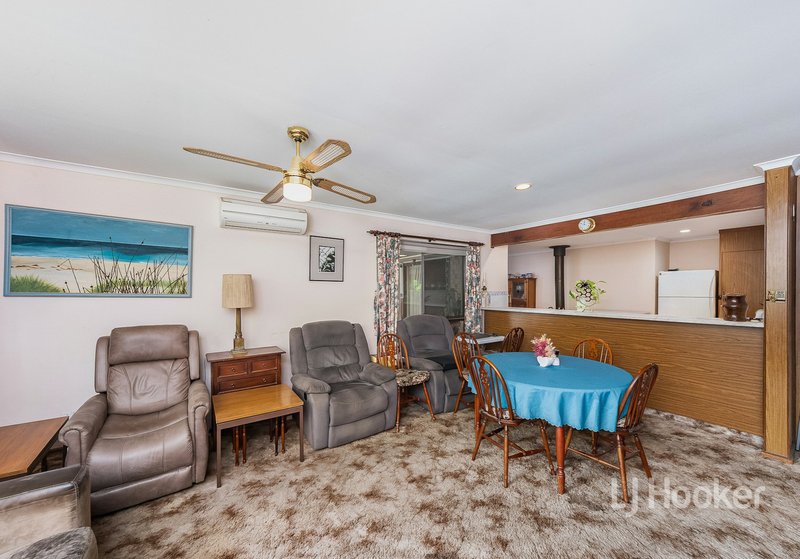 Photo - 11 Memorial Drive, Mount Barker SA 5251 - Image 11