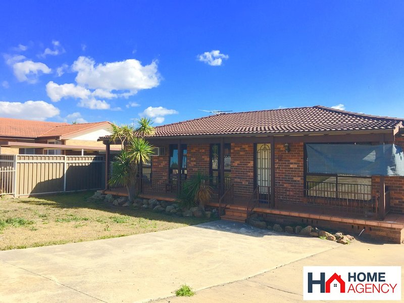 Photo - 11 Merinda Place, Bonnyrigg NSW 2177 - Image 1