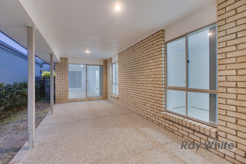 Photo - 11 Merle Court, Birkdale QLD 4159 - Image 7