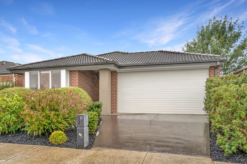 Photo - 11 Millbrook Terrace, Wallan VIC 3756 - Image 5