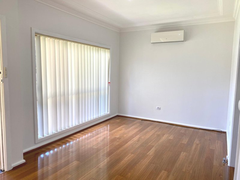 Photo - 1/1 Miller Street, Oak Flats NSW 2529 - Image 4