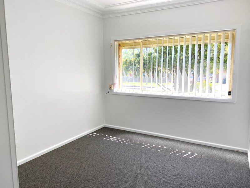 Photo - 1/1 Miller Street, Oak Flats NSW 2529 - Image 5