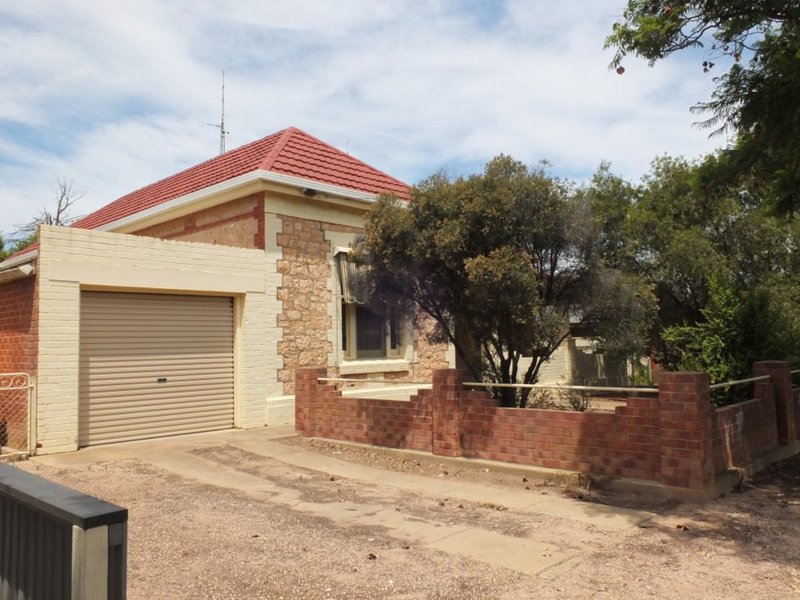 Photo - 11 Mines Road, Kadina SA 5554 - Image 15