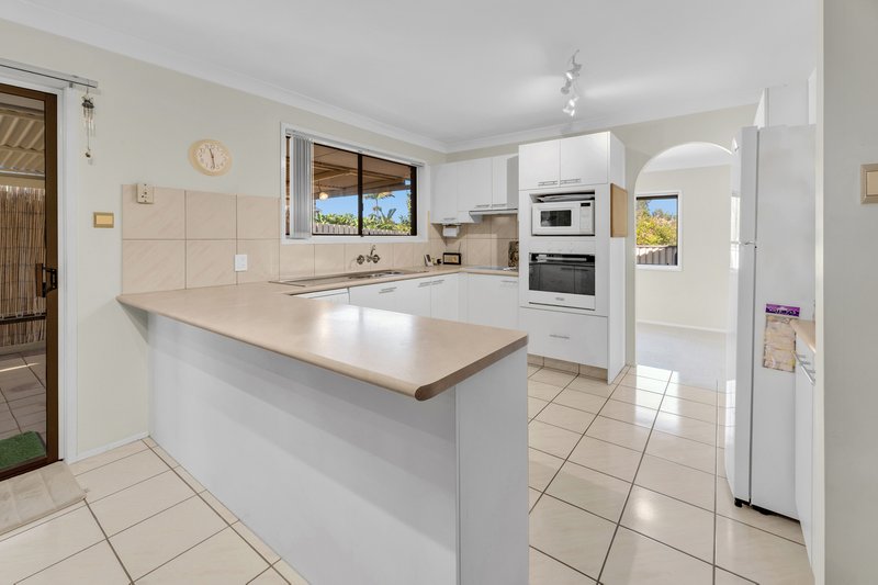 Photo - 11 Mingaletta Drive, Ashmore QLD 4214 - Image 5