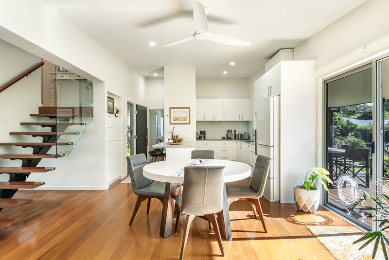 Photo - 1/1 Miram Place, Ocean Shores NSW 2483 - Image 4