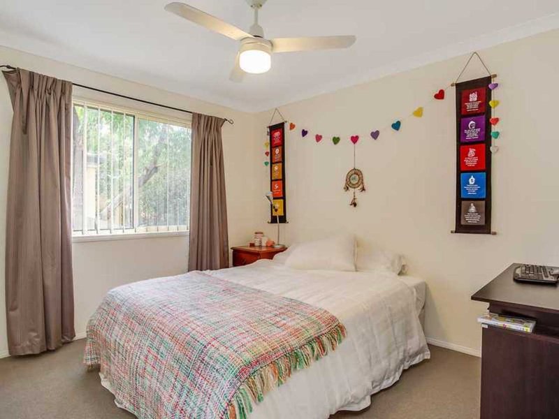 Photo - 11 Miro Place, Nerang QLD 4211 - Image 9