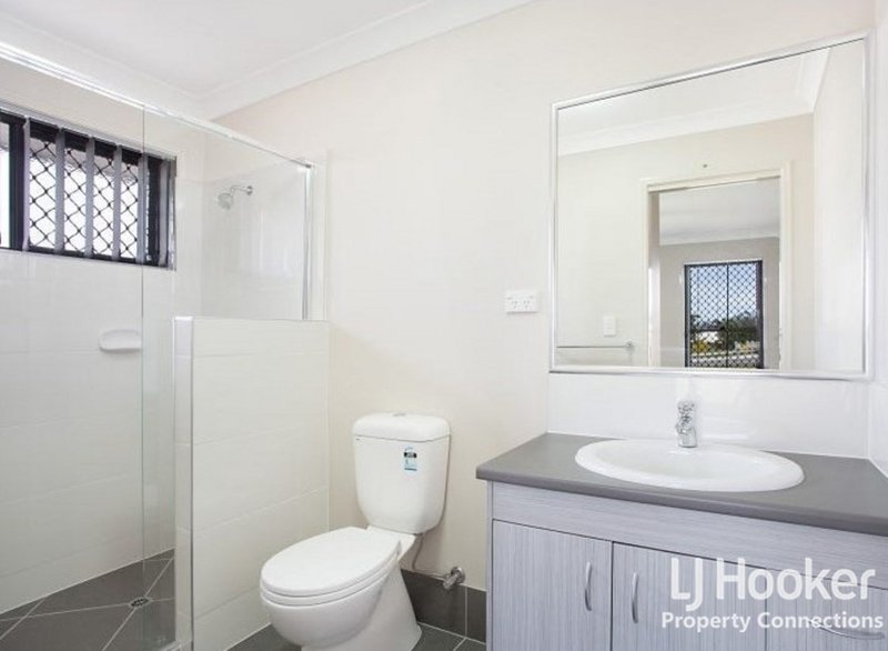 Photo - 11 Mistral Crescent, Griffin QLD 4503 - Image 6