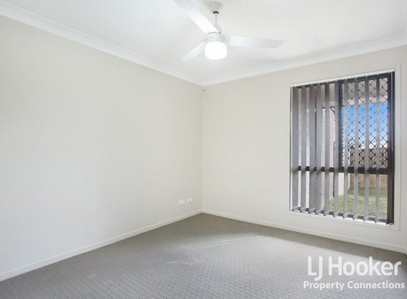 Photo - 11 Mistral Crescent, Griffin QLD 4503 - Image 15