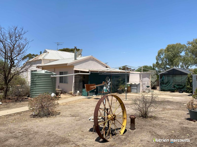 Photo - 11 Mitchell , Kellerberrin WA 6410 - Image 6