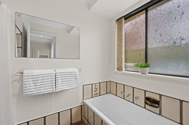 Photo - 11 Mitford Road, Happy Valley SA 5159 - Image 20