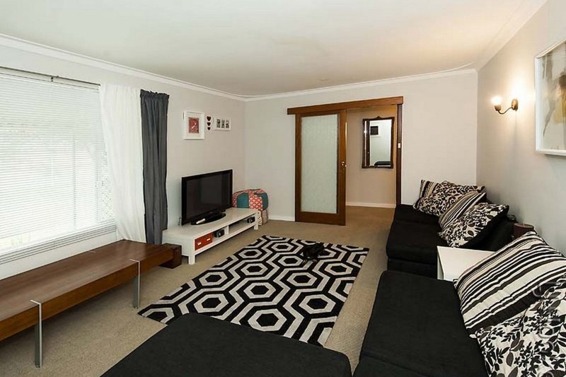 Photo - 11 Moat Street, Mandurah WA 6210 - Image 7