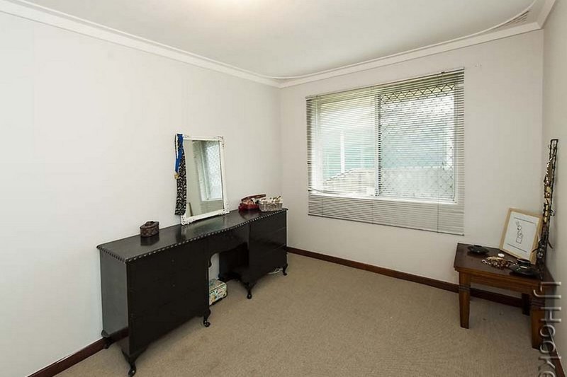 Photo - 11 Moat Street, Mandurah WA 6210 - Image 15