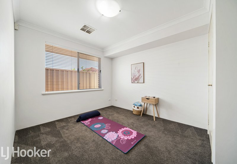 Photo - 11 Mofflyn Circle, East Victoria Park WA 6101 - Image 12