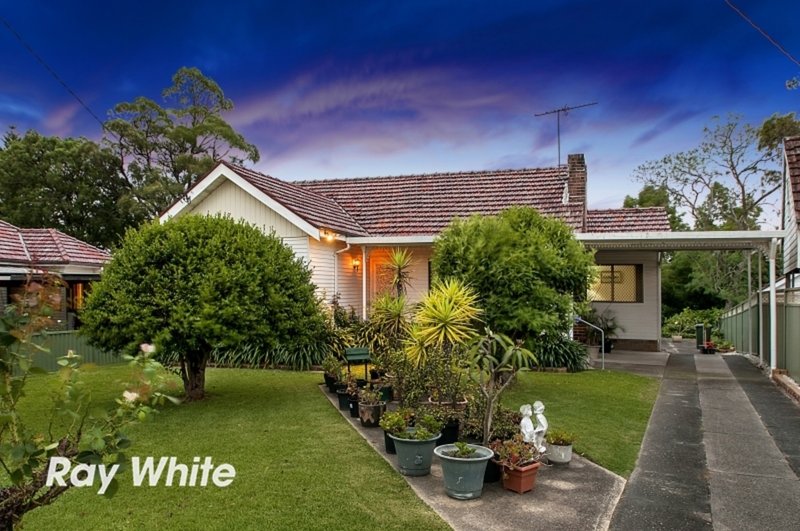 11 Moir Ave , Northmead NSW 2152