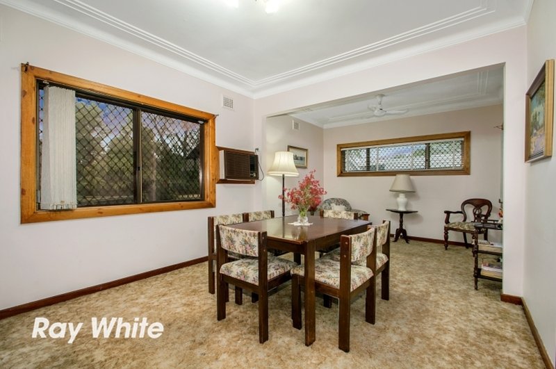 Photo - 11 Moir Ave , Northmead NSW 2152 - Image 5