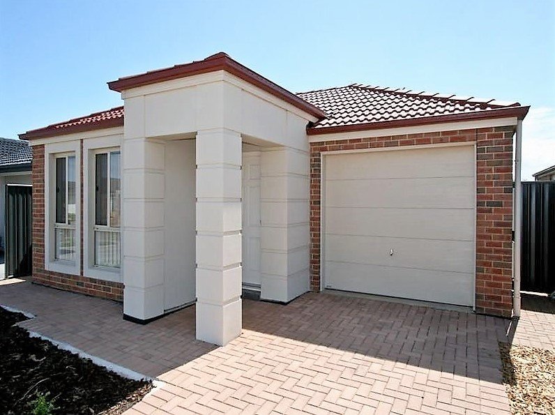 Photo - 11 Monterey Drive, Munno Para West SA 5115 - Image 2