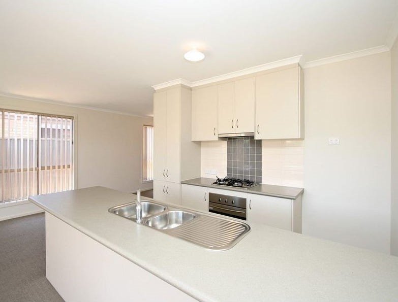 Photo - 11 Monterey Drive, Munno Para West SA 5115 - Image 4