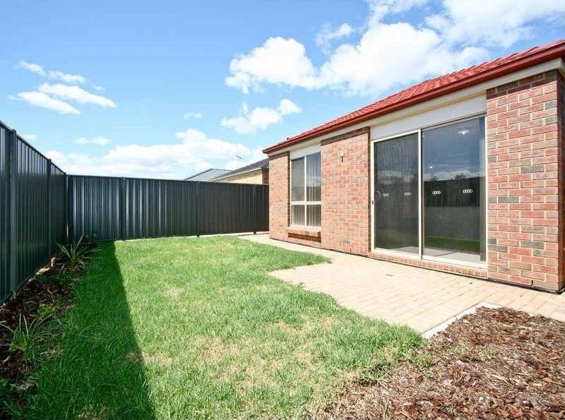 Photo - 11 Monterey Drive, Munno Para West SA 5115 - Image 12