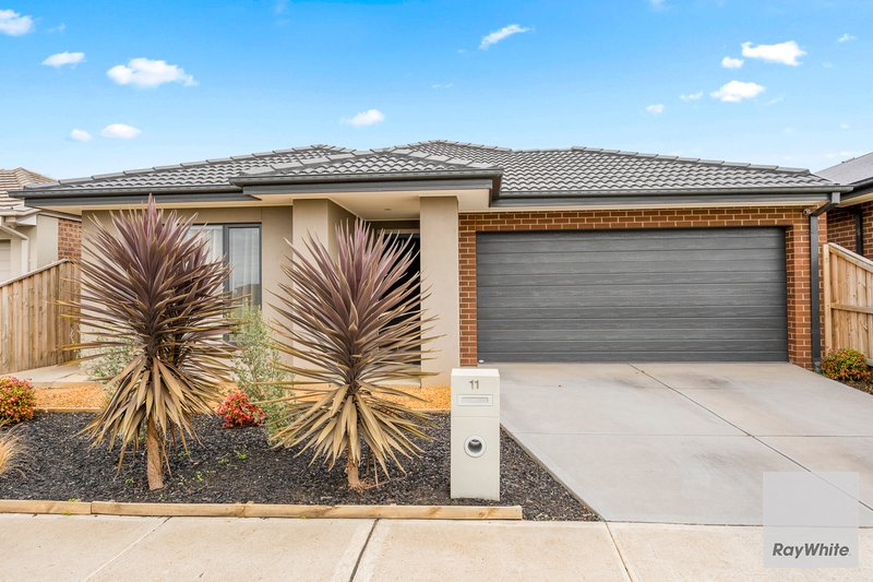 11 Monticiano Road, Fraser Rise VIC 3336