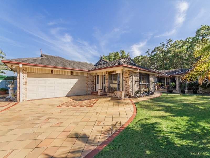 Photo - 11 Moonda Court, Helensvale QLD 4212 - Image 2