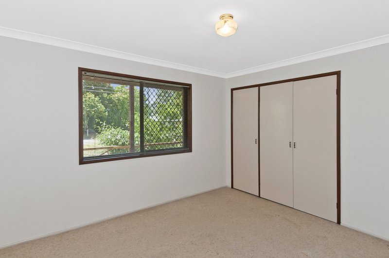 Photo - 11 Moore St , Loganlea QLD 4131 - Image 10