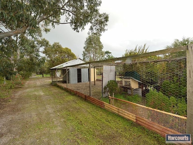 Photo - 11 Moores Road, Pinjarra WA 6208 - Image 18