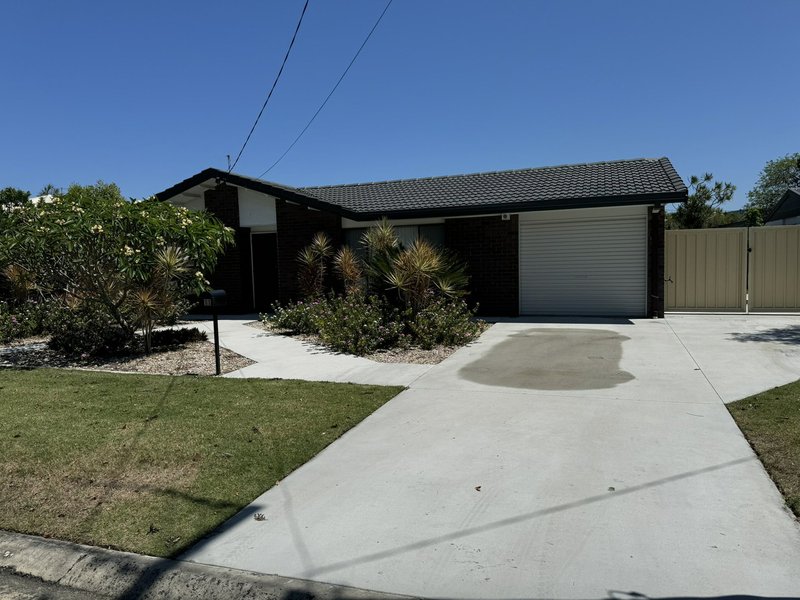 Photo - 11 Morris Street, Bongaree QLD 4507 - Image 1