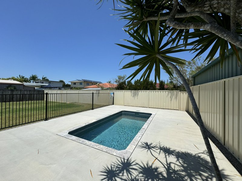 Photo - 11 Morris Street, Bongaree QLD 4507 - Image 15