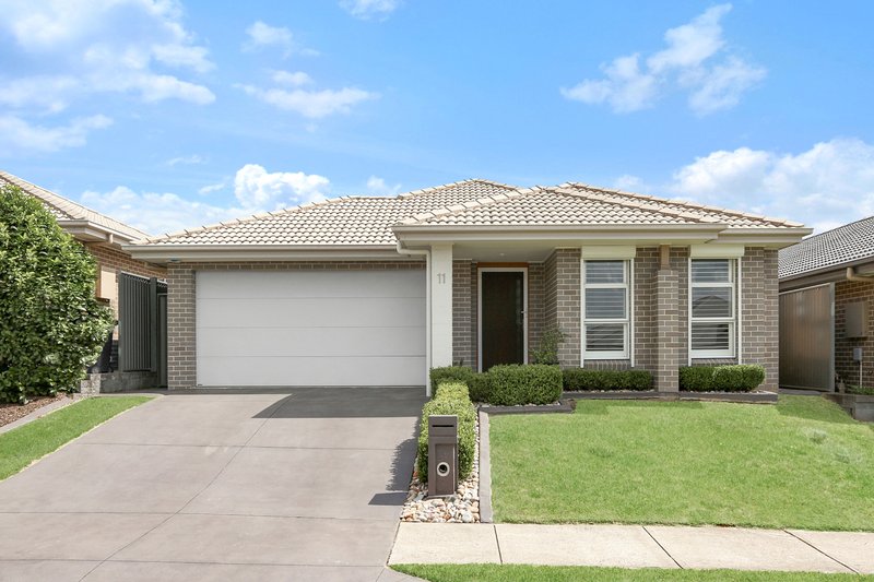 11 Morson Avenue, Horsley NSW 2530