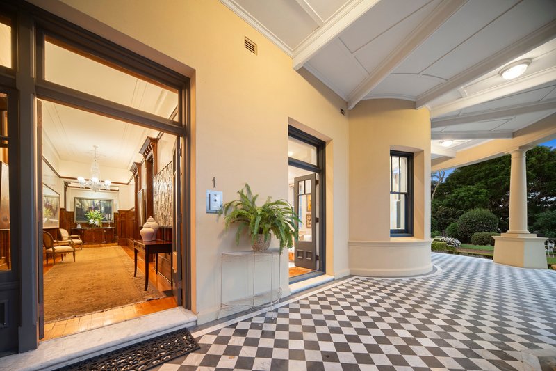 Photo - 1/1 Mount Adelaide Street, Darling Point NSW 2027 - Image 2