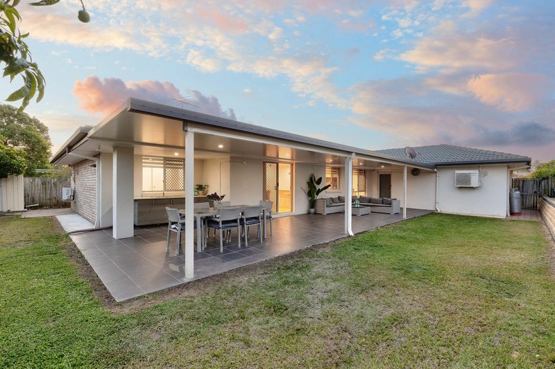 Photo - 11 Mount Maroon Street, Algester QLD 4115 - Image 25